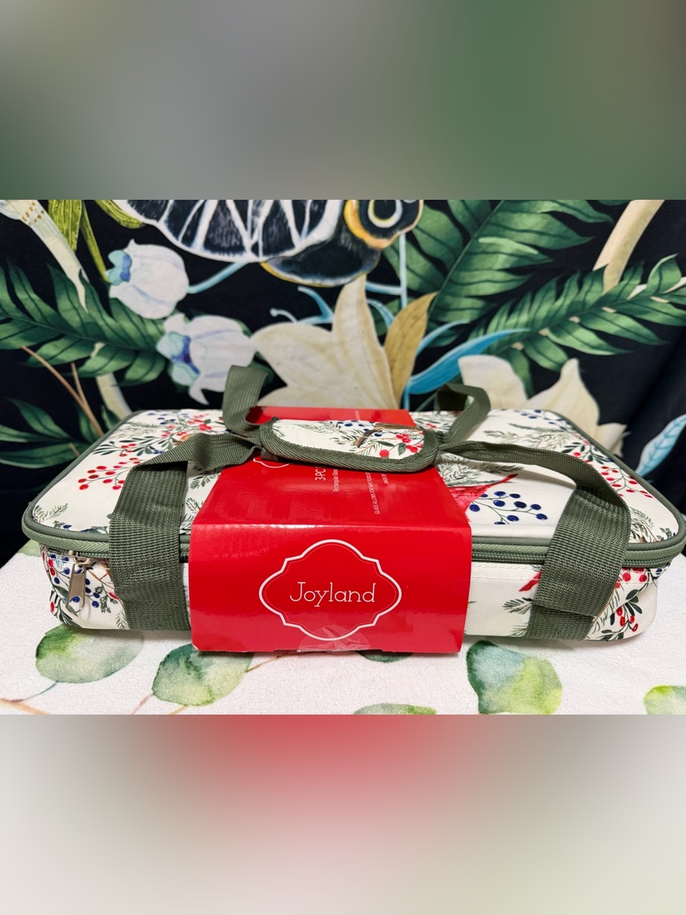 Joyland 3pc Bake and Take set with Insulated Carrier